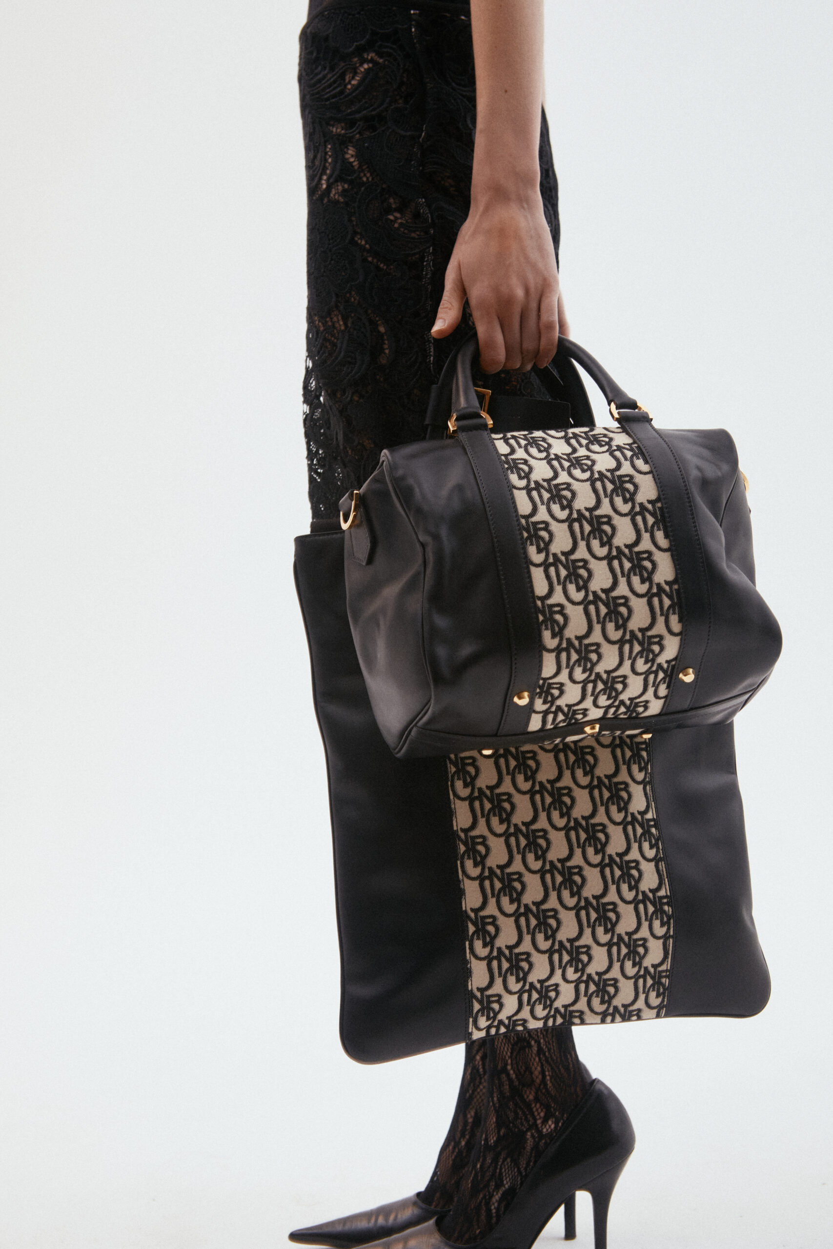LE DUFFLE - Image 2
