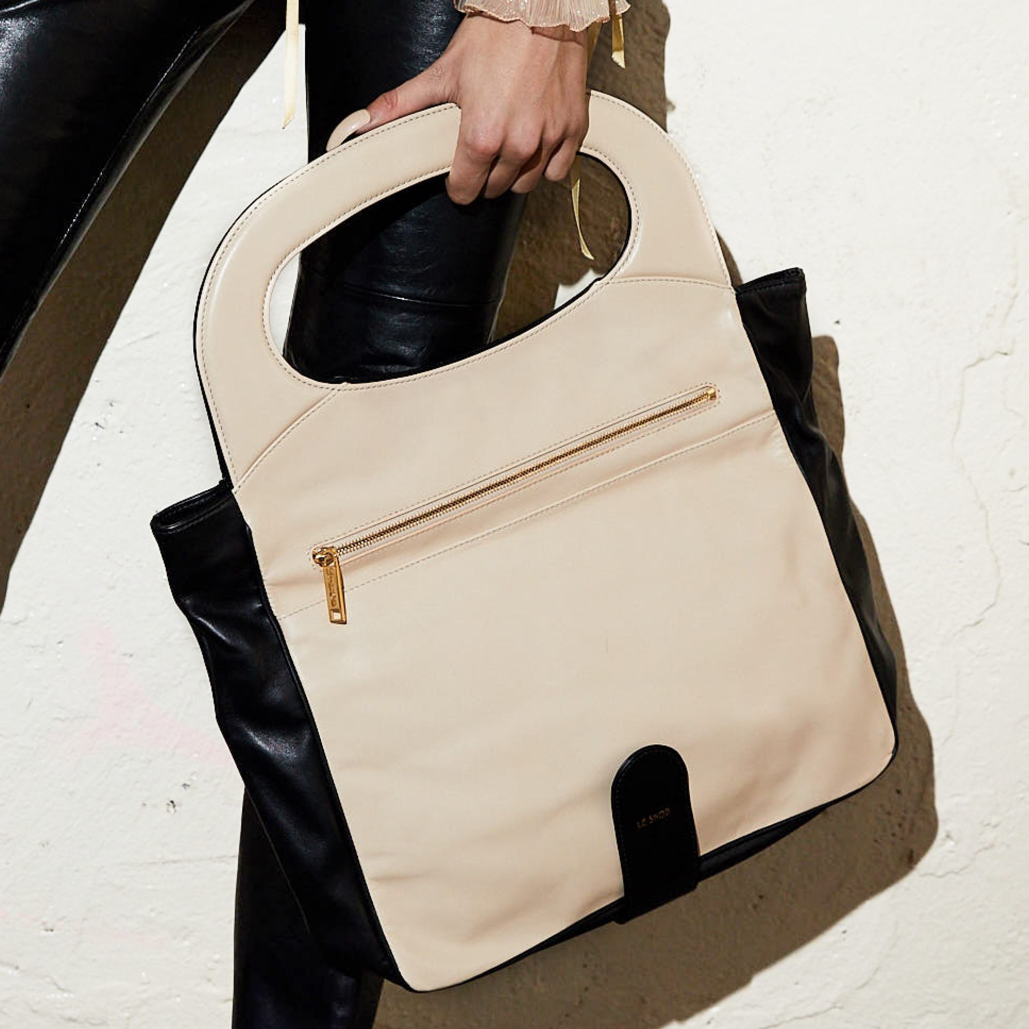 LE CLUTCH TOTE LARGE - Image 2