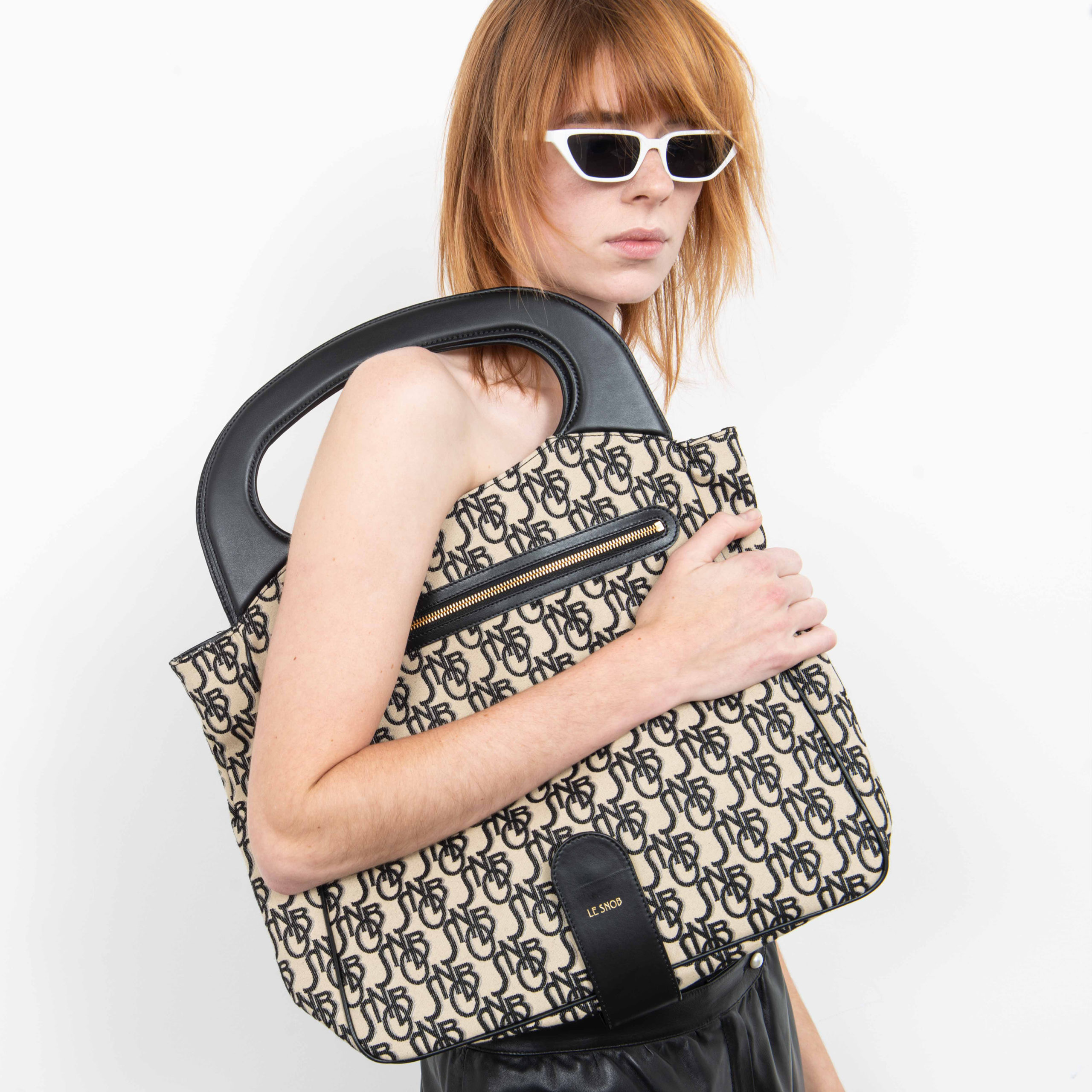 LE CLUTCH TOTE - Image 5